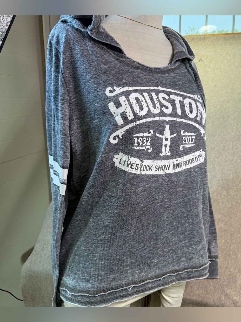 Tipsy Houston Stockshow&Rodeo Hooded Pullover Gray/ White Sz L Cowgirl Style